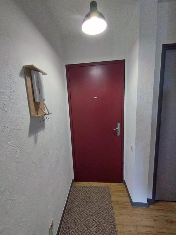Apartamento Agradable Тарб Екстериор снимка