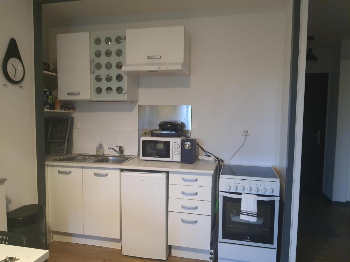 Apartamento Agradable Тарб Екстериор снимка